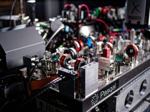 Neutral-atom quantum computer